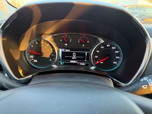 Used 2018 Chevrolet Equinox LT w/ Sun & Infotainment Package image 19