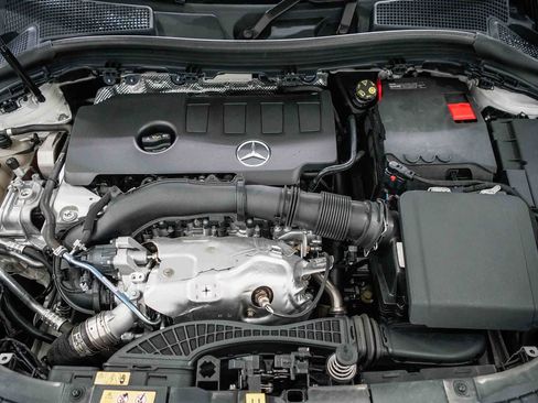 Used 2023 Mercedes-Benz GLA 250 image 27