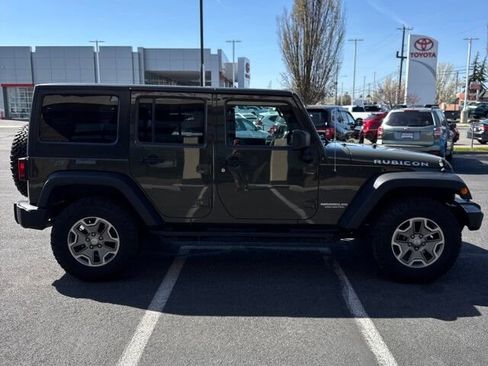 Used 2016 Jeep Wrangler Unlimited Rubicon w/ Dual Top Group image 5