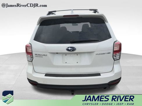 Used 2018 Subaru Forester 2.5i Premium AWD/4WD image 5