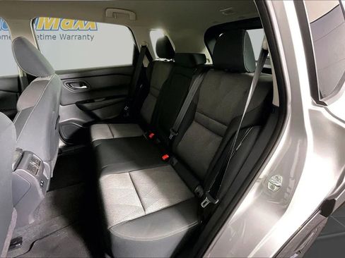 Used 2024 Nissan Rogue SV AWD/4WD image 28