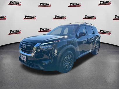 New 2025 Nissan Pathfinder SV
