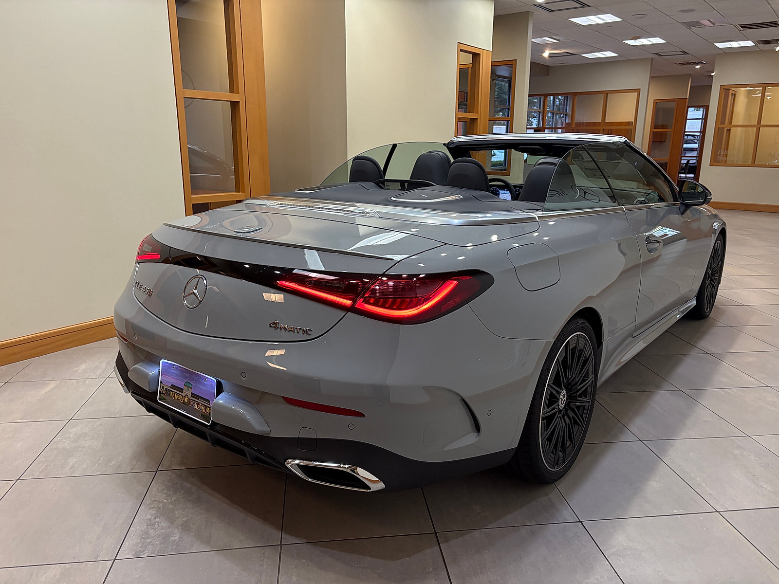 New 2027 Mercedes-Benz CLE 450 4MATIC Cabriolet image 9