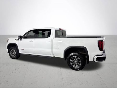 Used 2024 GMC Sierra 1500 AT4 w/ Technology Package AWD/4WD image 8