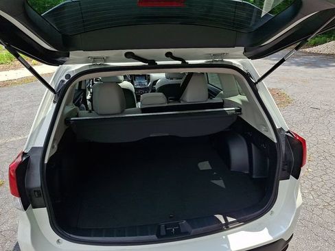 Certified 2023 Subaru Forester Premium AWD/4WD image 45