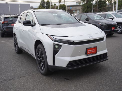 New 2026 Toyota bZ FWD image 26