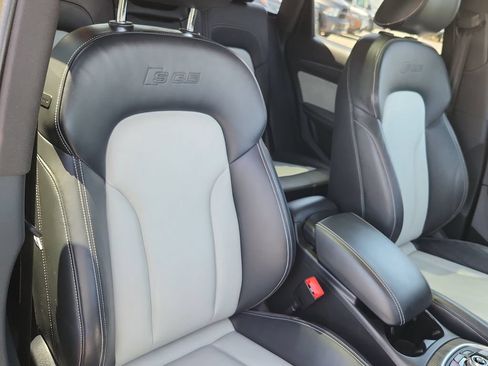 Used 2016 Audi SQ5 Premium Plus w/ Technology Package AWD/4WD image 17