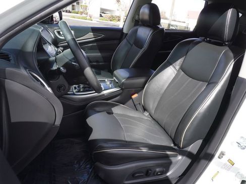 Used 2020 INFINITI QX60 Luxe w/ Essential Package image 15