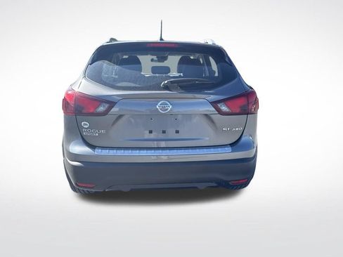Used 2018 Nissan Rogue Sport SL w/ SL Premium Package AWD/4WD image 4