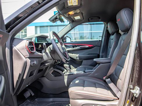 Used 2024 Chevrolet TrailBlazer RS w/ Driver Confidence Package FWD image 7