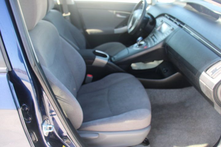 Used 2014 Toyota Prius Three FWD image 16