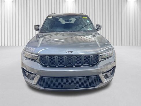 New 2025 Jeep Grand Cherokee Limited image 11