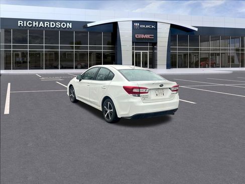 Used 2023 Subaru Impreza Premium image 3