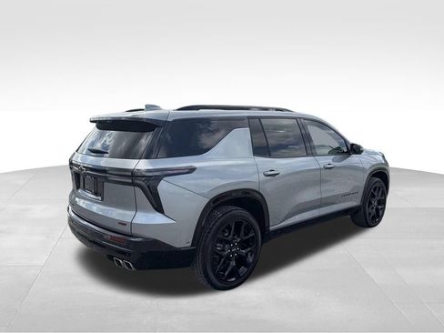 Used 2024 Chevrolet Traverse RS AWD/4WD image 20