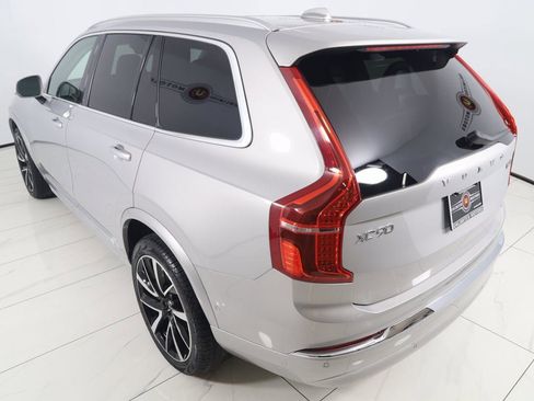 Used 2024 Volvo XC90 B5 Plus image 27