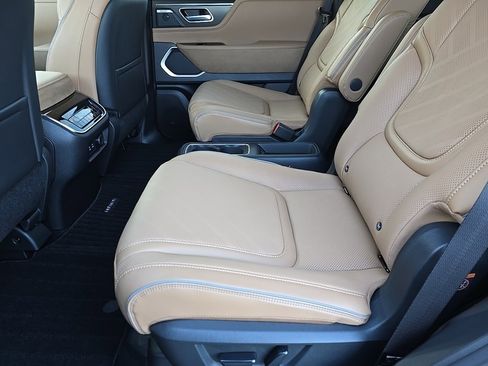 New 2026 INFINITI QX80 Luxe image 29