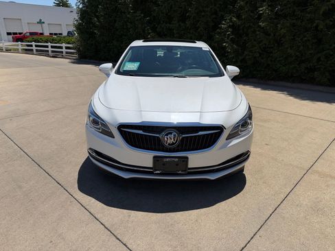 Used 2019 Buick LaCrosse Essence w/ Sun and Shade Package AWD/4WD image 6