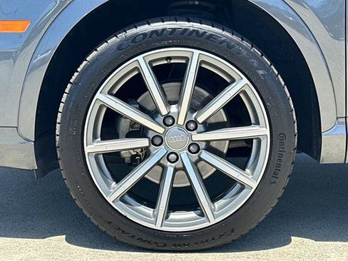 Used 2018 Audi Q3 2.0T Premium Plus AWD/4WD image 32