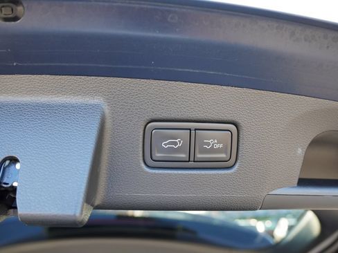 Certified 2024 Kia Telluride SX Prestige w/ Towing Package AWD/4WD image 25