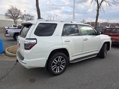 Used 2016 Toyota 4Runner Limited image 4