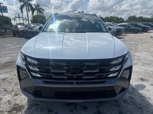 Used 2025 Hyundai Tucson Limited FWD image 2