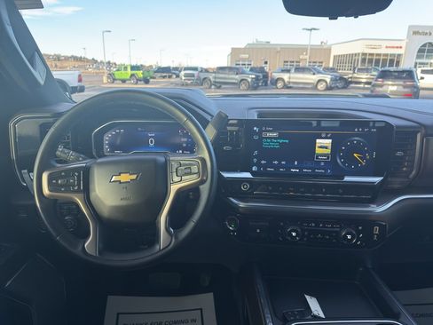 Used 2024 Chevrolet Silverado 3500 High Country w/ High Country Premium Package image 13