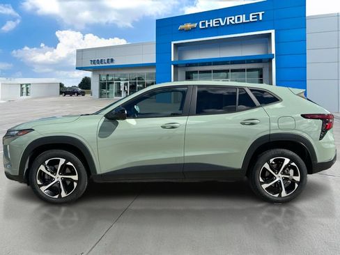 Used 2024 Chevrolet Trax RS w/ Driver Confidence Package FWD image 8