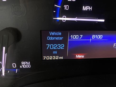 Used 2014 Cadillac XTS Luxury FWD image 11