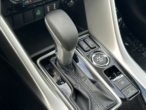 New 2025 Mitsubishi Eclipse Cross SE image 21