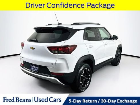 Used 2023 Chevrolet TrailBlazer LT w/ Convenience Package AWD/4WD image 9