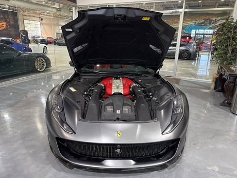 Used 2021 Ferrari 812 GTS image 12