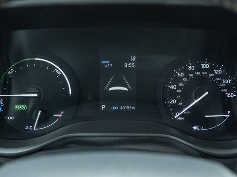 Used 2023 Toyota Sienna XLE Woodland Edition image 23