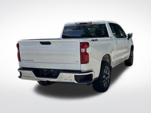 Used 2024 Chevrolet Silverado 1500 LT AWD/4WD image 7