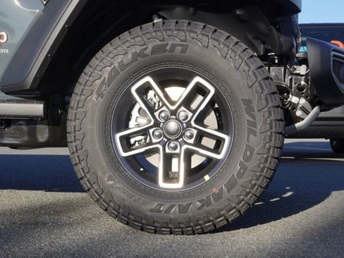 New 2026 Jeep Gladiator Mojave image 8