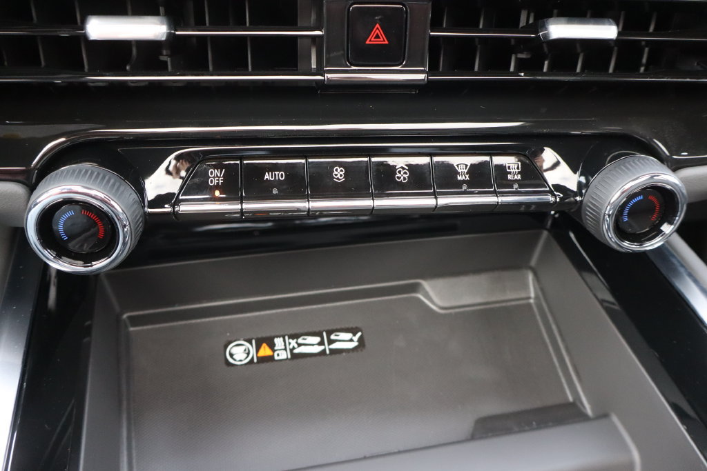 New 2027 Chevrolet Suburban High Country AWD/4WD image 12
