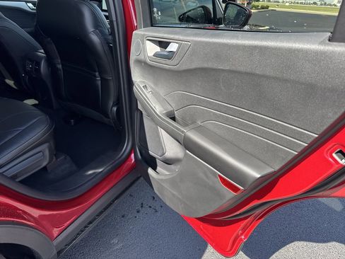 New 2026 Ford Escape SE w/ PHEV Premium Package image 15