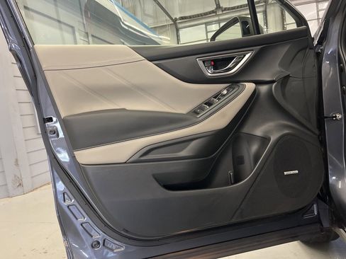 Certified 2024 Subaru Forester Limited image 9