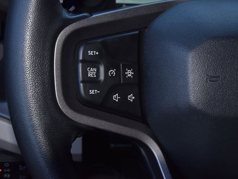 Used 2023 Ford Bronco Wildtrak image 24