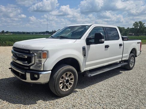 Used 2020 Ford F250 XLT w/ XLT Value Package AWD/4WD image 2