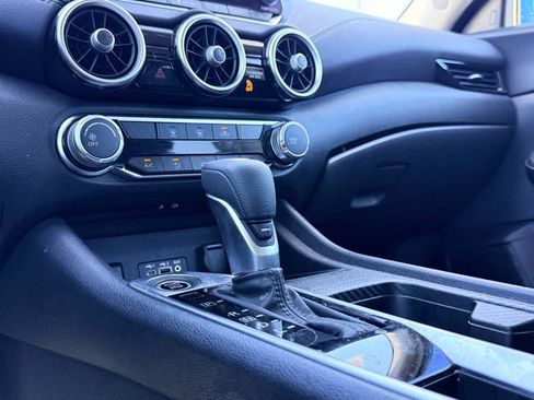 Used 2024 Nissan Sentra SV image 18