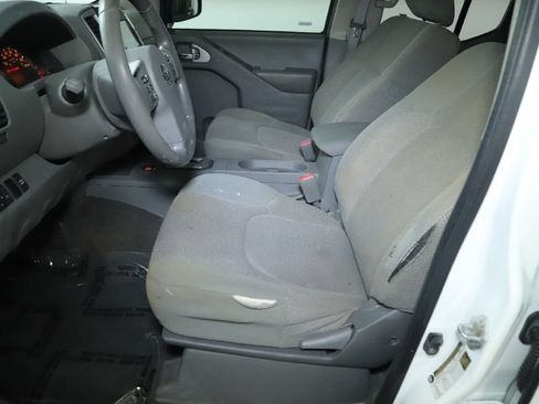 Certified 2021 Nissan Frontier SV RWD image 20