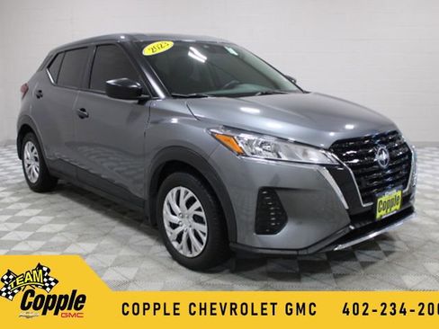 Used 2023 Nissan Kicks S FWD image 1