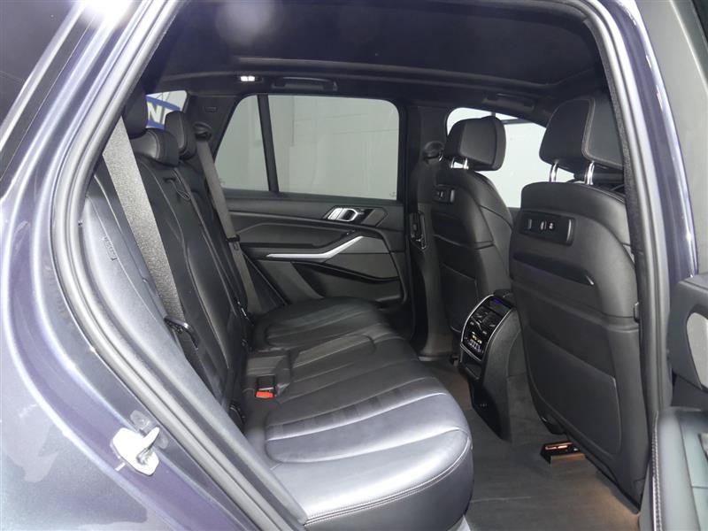 Used 2020 BMW X5 M50i w/ Premium Package AWD/4WD image 29