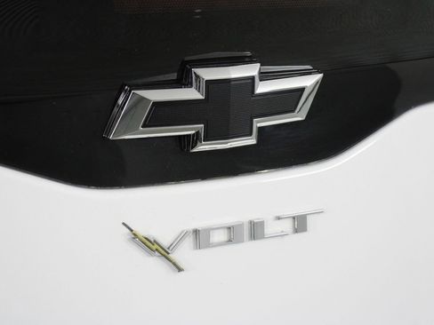 Used 2018 Chevrolet Volt LT w/ LT Driver Confidence Package FWD image 19