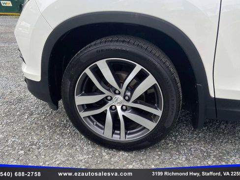 Used 2017 Honda Pilot Elite image 10