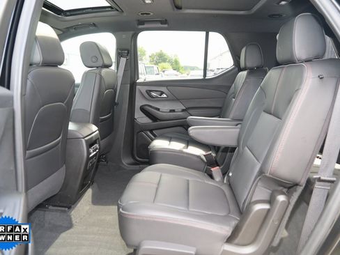 Used 2023 Chevrolet Traverse RS w/ LPO, Floor Liner Package image 63