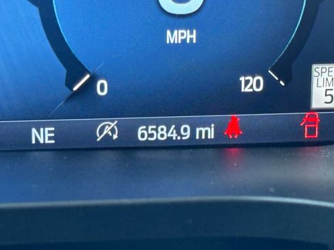 Used 2025 Ford F150 King Ranch w/ FX4 Off-Road Package image 21