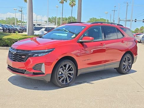 Used 2024 Chevrolet Equinox RS FWD image 2