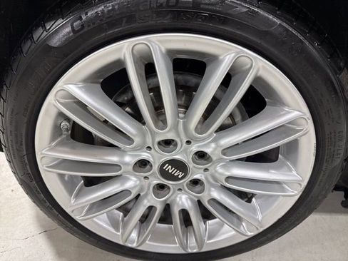 Used 2021 MINI Cooper S w/ Signature Upholstery Package image 10