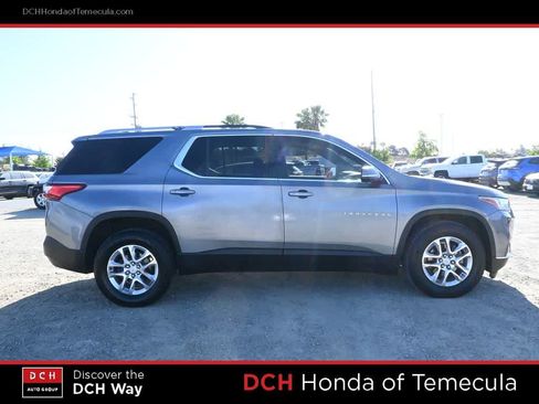 Used 2018 Chevrolet Traverse LT AWD/4WD image 5